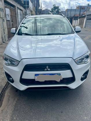 MITSUBISHI ASX 2.0 4X2 16V GASOLINA 4P AUTOMÁTICO MITSUBISHI ASX 2.0 4X2 16V GASOLINA 4P AUTOMÁTICO